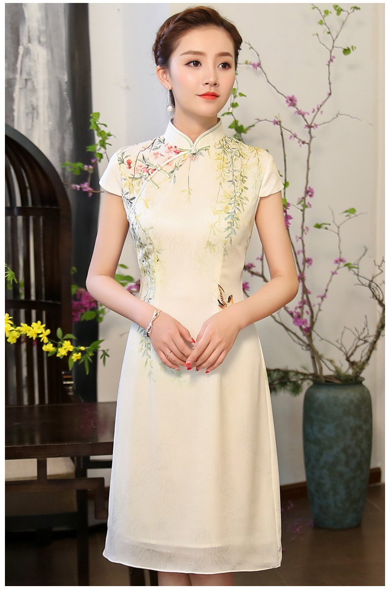 綠盈柳絲繡花旗袍，清新唯美旗袍裙