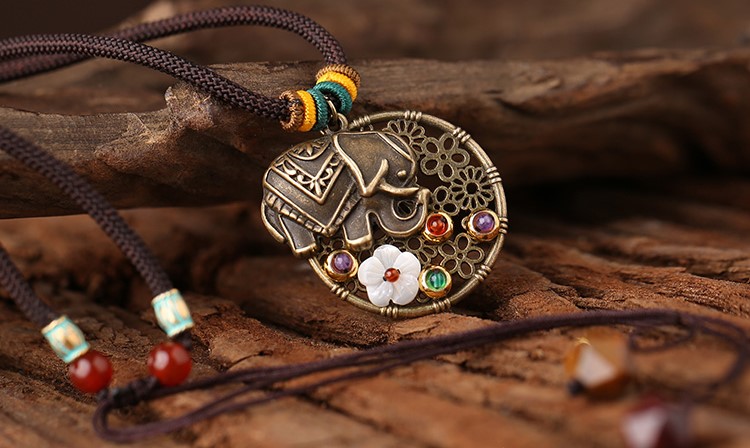 泰國象鎖骨鏈，復(fù)古森女項(xiàng)鏈?zhǔn)罪? src="/shige/d/file/bigpic/190404/04/13-1P50Q12311-50.jpg" / data-SiUt="uL9Kt8"><br / data-mDSL="liNXjA">
	<img alt=