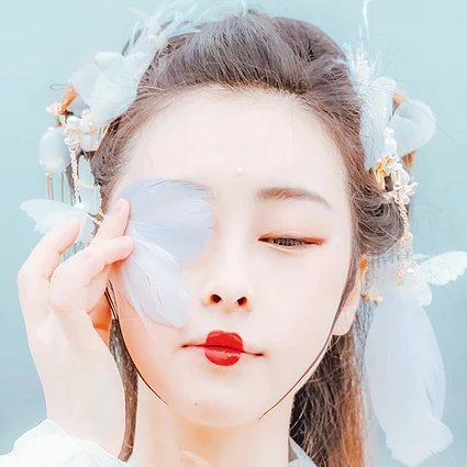 羽仙帶傘女生頭像，唯美古風(fēng)真人頭像