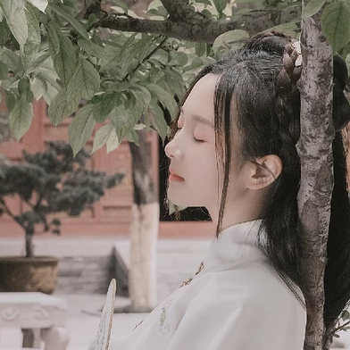 甜美可愛帶傘團(tuán)扇女生頭像，唯美古風(fēng)真人頭像