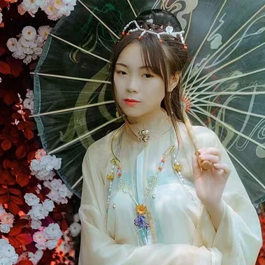 花開芬芳女生頭像，唯美古風(fēng)真人頭像