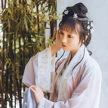 優(yōu)雅庭院女生頭像，唯美古風(fēng)真人頭像