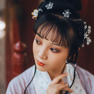 優(yōu)雅庭院女生頭像，唯美古風(fēng)真人頭像