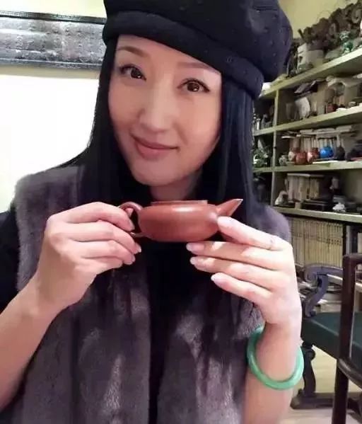 手串怎么戴？左戴玉右戴銀養(yǎng)生更養(yǎng)人！