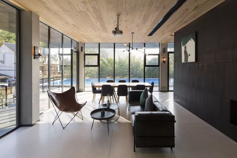 3個水泥灰時尚民宿：一種最本質(zhì)的美感