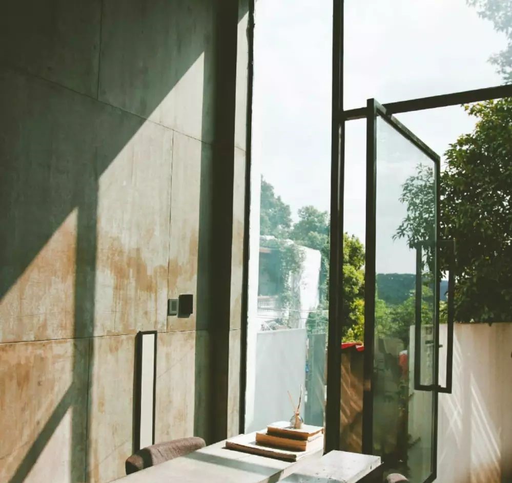 3個水泥灰時尚民宿：一種最本質(zhì)的美感