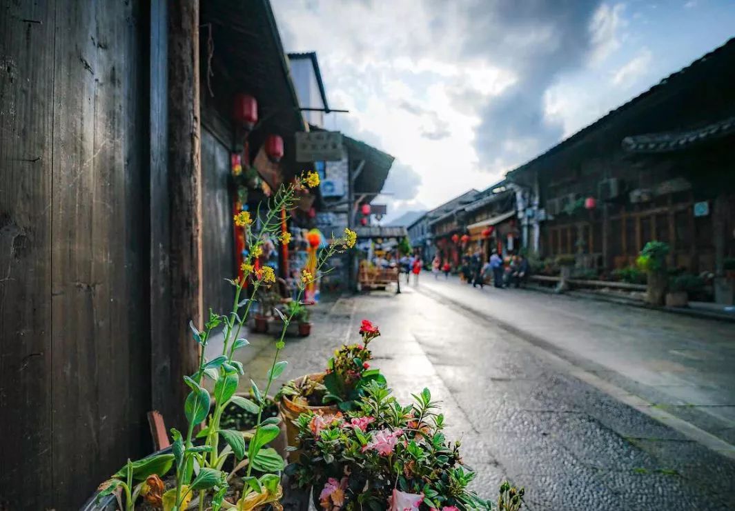 古鎮(zhèn)情懷：30個古鎮(zhèn)愿有人與你一起踏足！