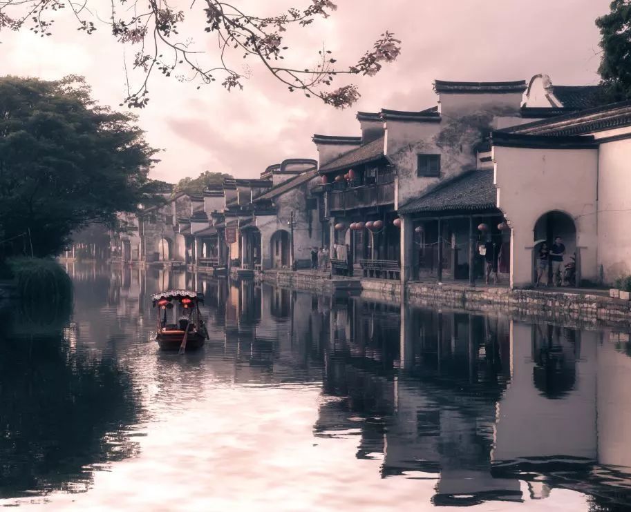 古鎮(zhèn)情懷：30個古鎮(zhèn)愿有人與你一起踏足！