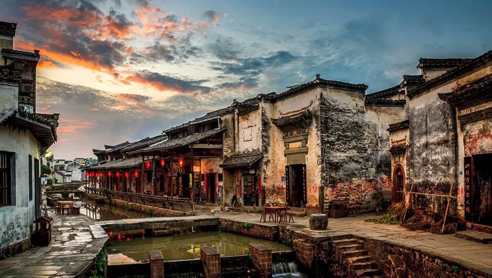 古鎮(zhèn)情懷：30個(gè)古鎮(zhèn)愿有人與你一起踏足！