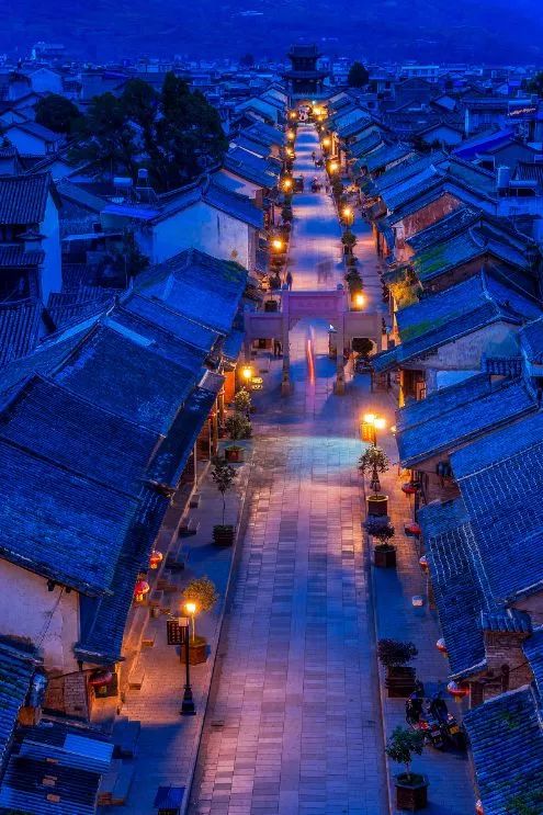 古鎮(zhèn)情懷：30個古鎮(zhèn)愿有人與你一起踏足！