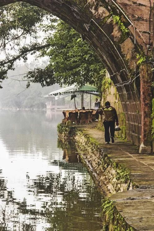 古鎮(zhèn)情懷：30個古鎮(zhèn)愿有人與你一起踏足！