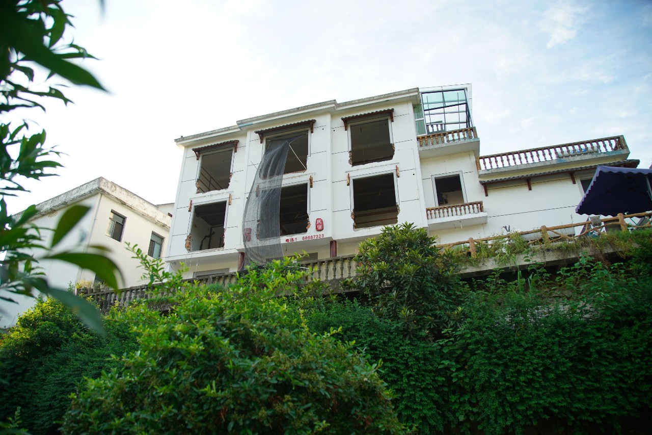 點(diǎn)叁民宿，千島湖坐船賞景豈不詩意？