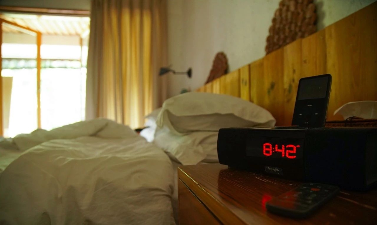 點(diǎn)叁民宿，千島湖坐船賞景豈不詩意？