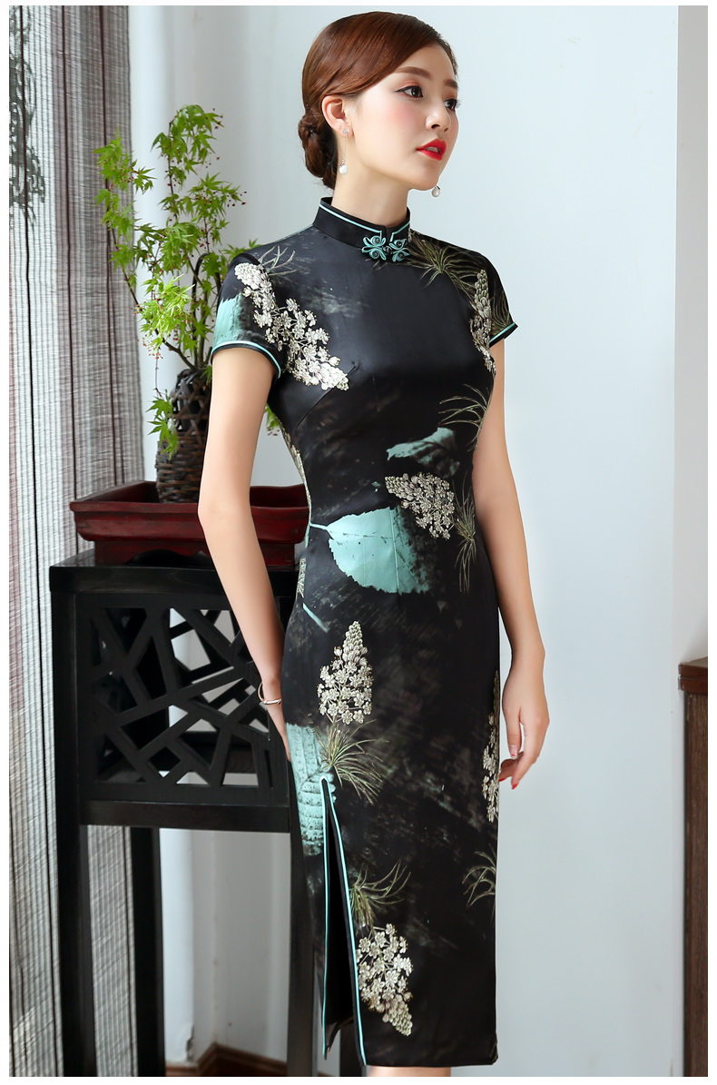 高貴冷艷的墨彩旗袍，奪人心魂的美!