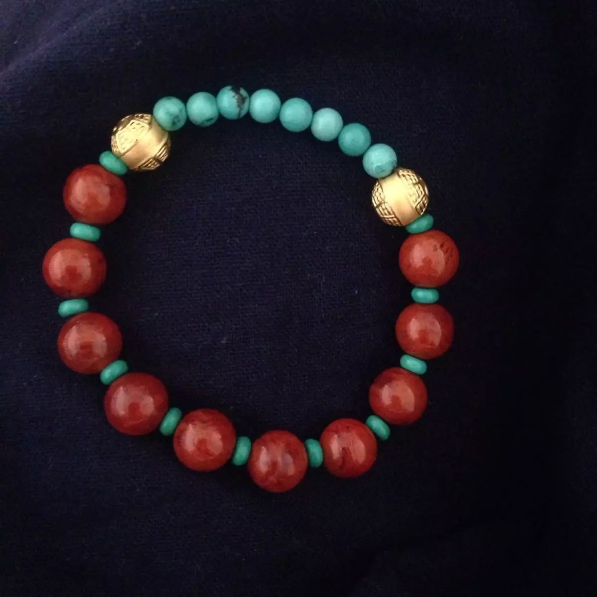 迷戀的紅，南紅手串之美！