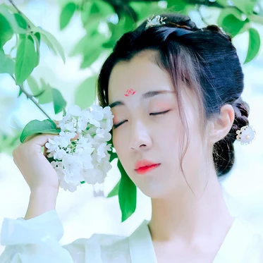 清新繡球花女生頭像，唯美古風(fēng)真人頭像