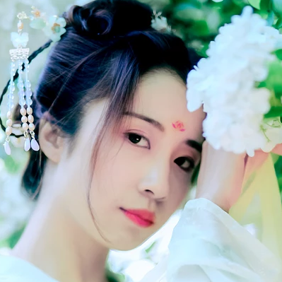 清新繡球花女生頭像，唯美古風(fēng)真人頭像