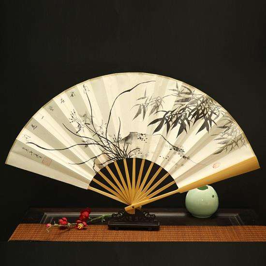 扇子輕搖，自古多風雅！