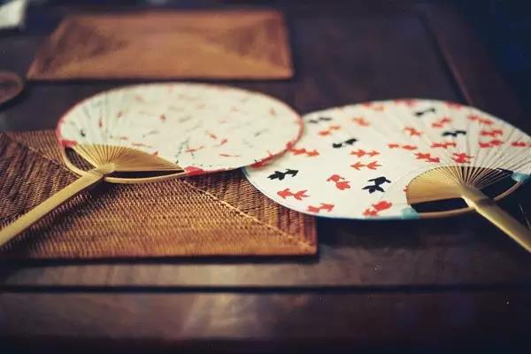 一把扇子風(fēng)情萬種：搖出最美的福連文苑！