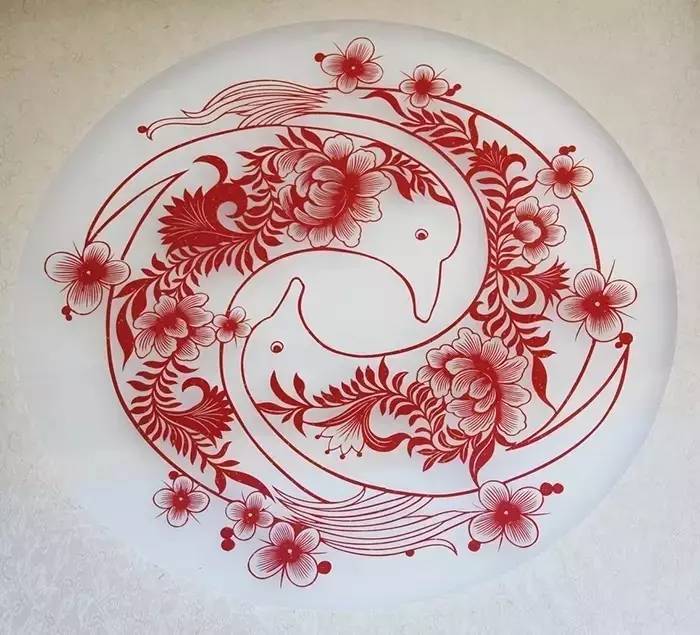 剪紙藝術(shù)作品：一次鏤空一根線條的信仰！