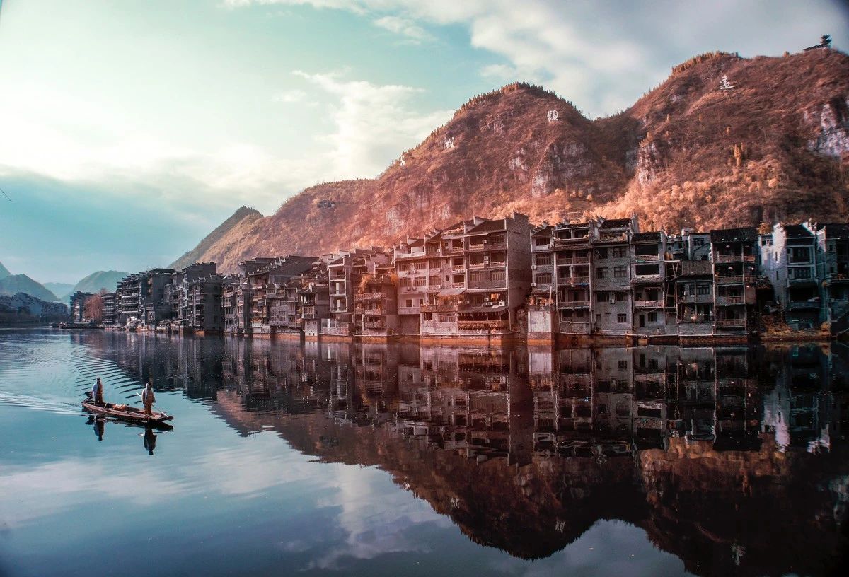 古鎮(zhèn)游玩，有一種說(shuō)走就走的旅行