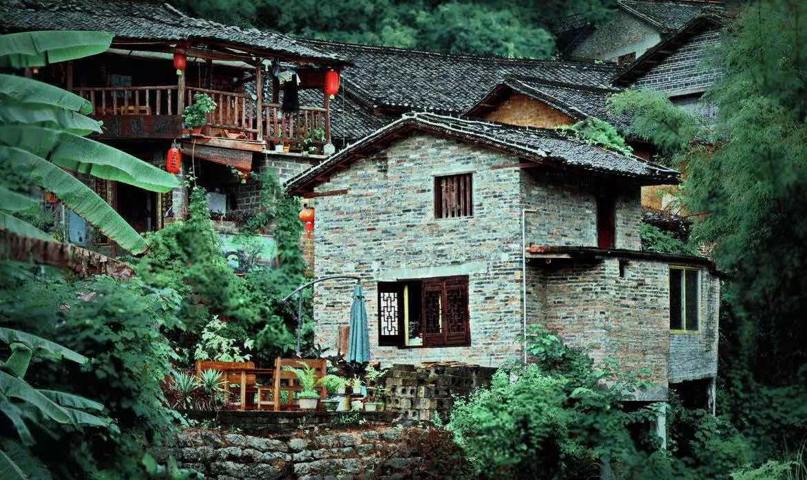 古鎮(zhèn)游玩，有一種說(shuō)走就走的旅行