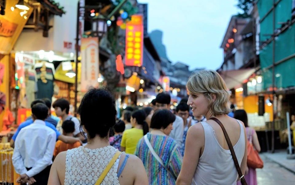 古鎮(zhèn)游玩，有一種說(shuō)走就走的旅行