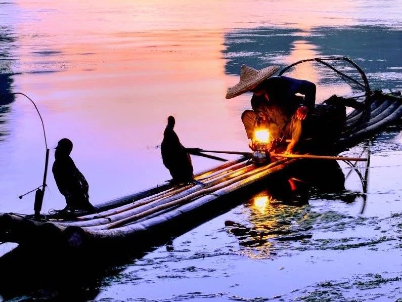 古鎮(zhèn)游玩，有一種說(shuō)走就走的旅行