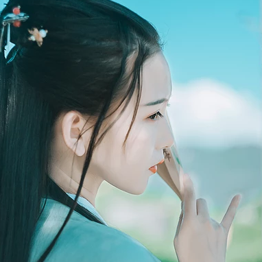 清風徐來帶斗笠折扇女生頭像，唯美古風頭像