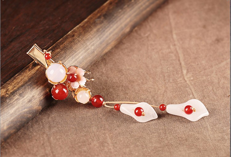 馬蹄蓮吊墜發(fā)夾，優(yōu)雅念初頭飾