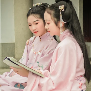 粉衣閨蜜古風頭像，甜甜蜜蜜!