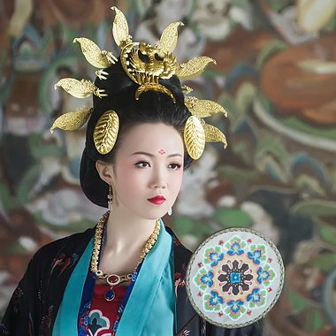 精致古典女生真人頭像，持扇古風(fēng)頭像