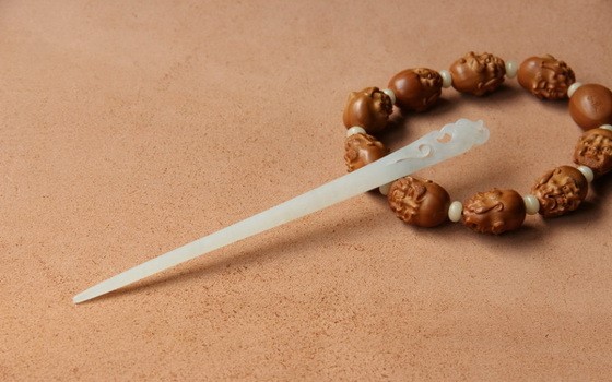 8款優(yōu)雅簪子：一枝古簪執(zhí)手為你綰發(fā)間！