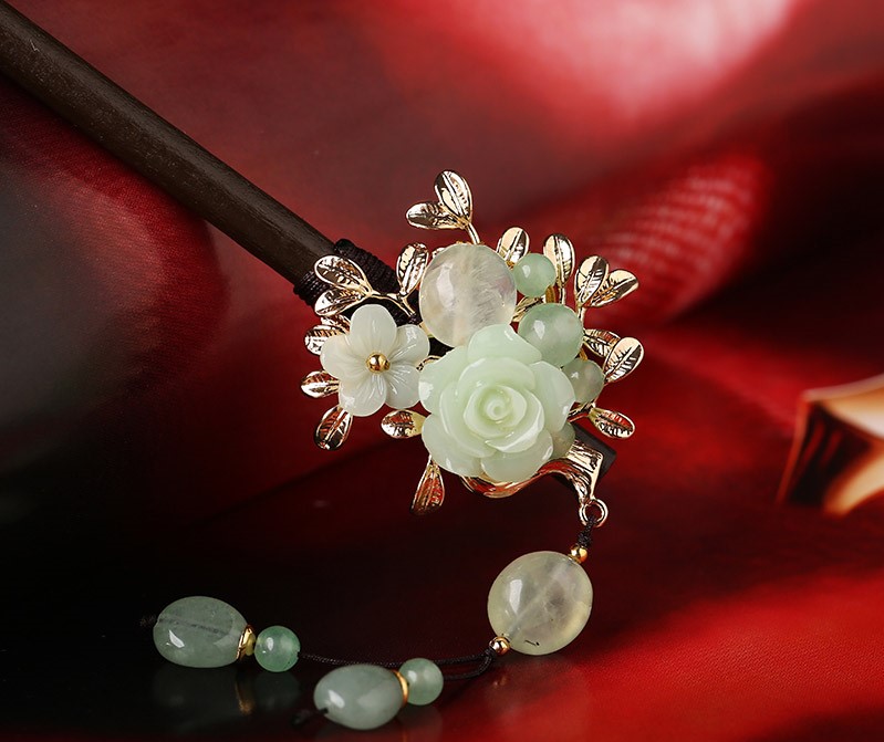 淡綠古風花朵發(fā)簪：古典素雅簪子頭飾