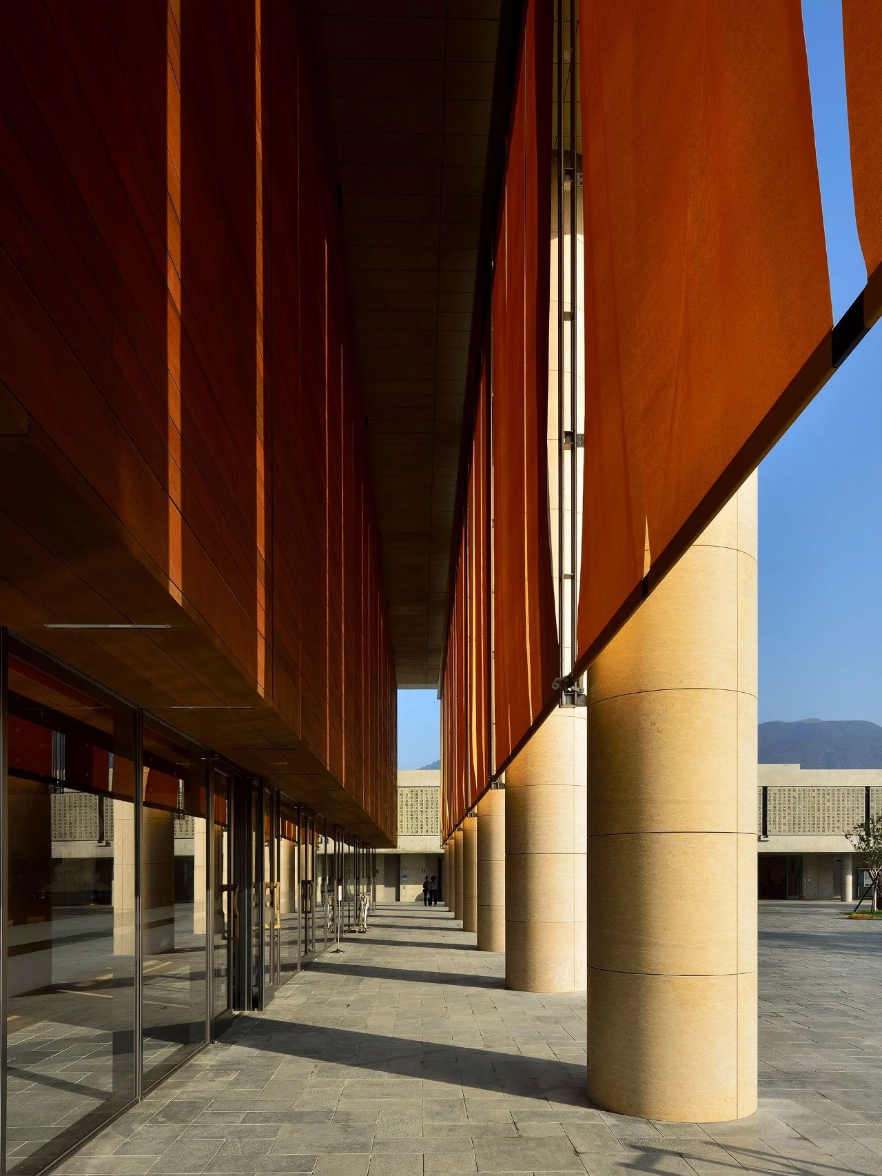 28000m2神秘寺廟-水月道場(chǎng)，吸引百萬(wàn)人朝拜