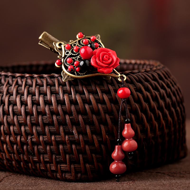 紅色雕漆復(fù)古頭飾，玫瑰花朵發(fā)夾