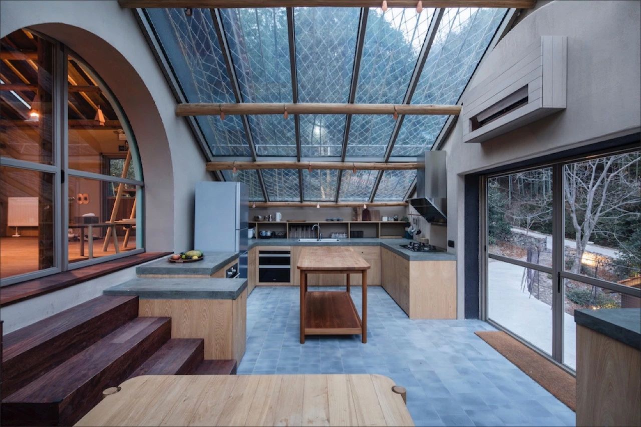 臨安·余來(lái)，讓生活重啟