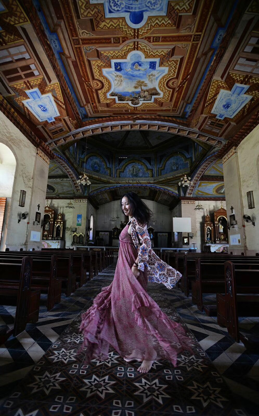 覺園1984，創(chuàng)造一個(gè)時(shí)空錯亂的夢境