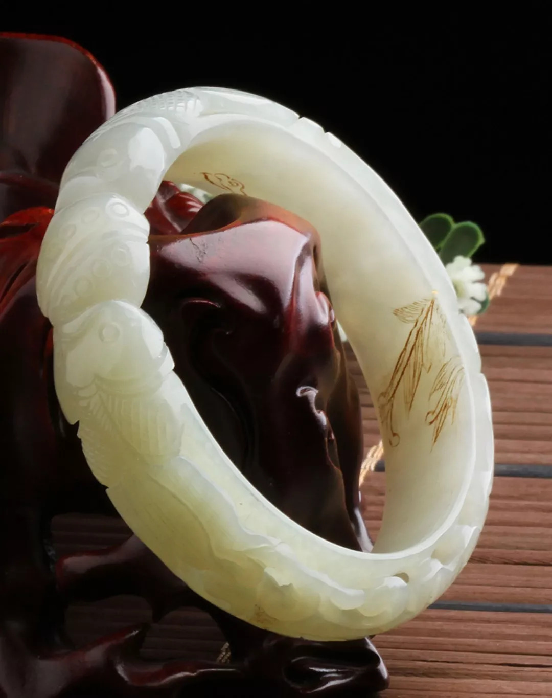 挑選好的和田玉作品，尋找稱心如意的玉石