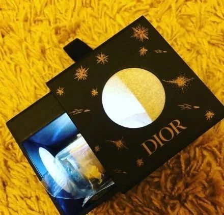 中秋月餅包裝設(shè)計(jì)，創(chuàng)意滿滿的包裝設(shè)計(jì)