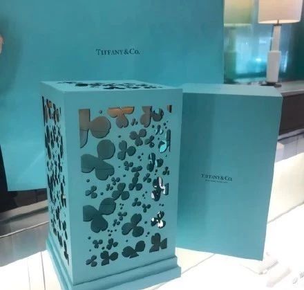 中秋月餅包裝設(shè)計(jì)，創(chuàng)意滿滿的包裝設(shè)計(jì)