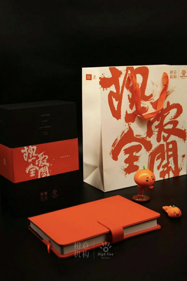 中秋月餅包裝設(shè)計(jì)，創(chuàng)意滿滿的包裝設(shè)計(jì)