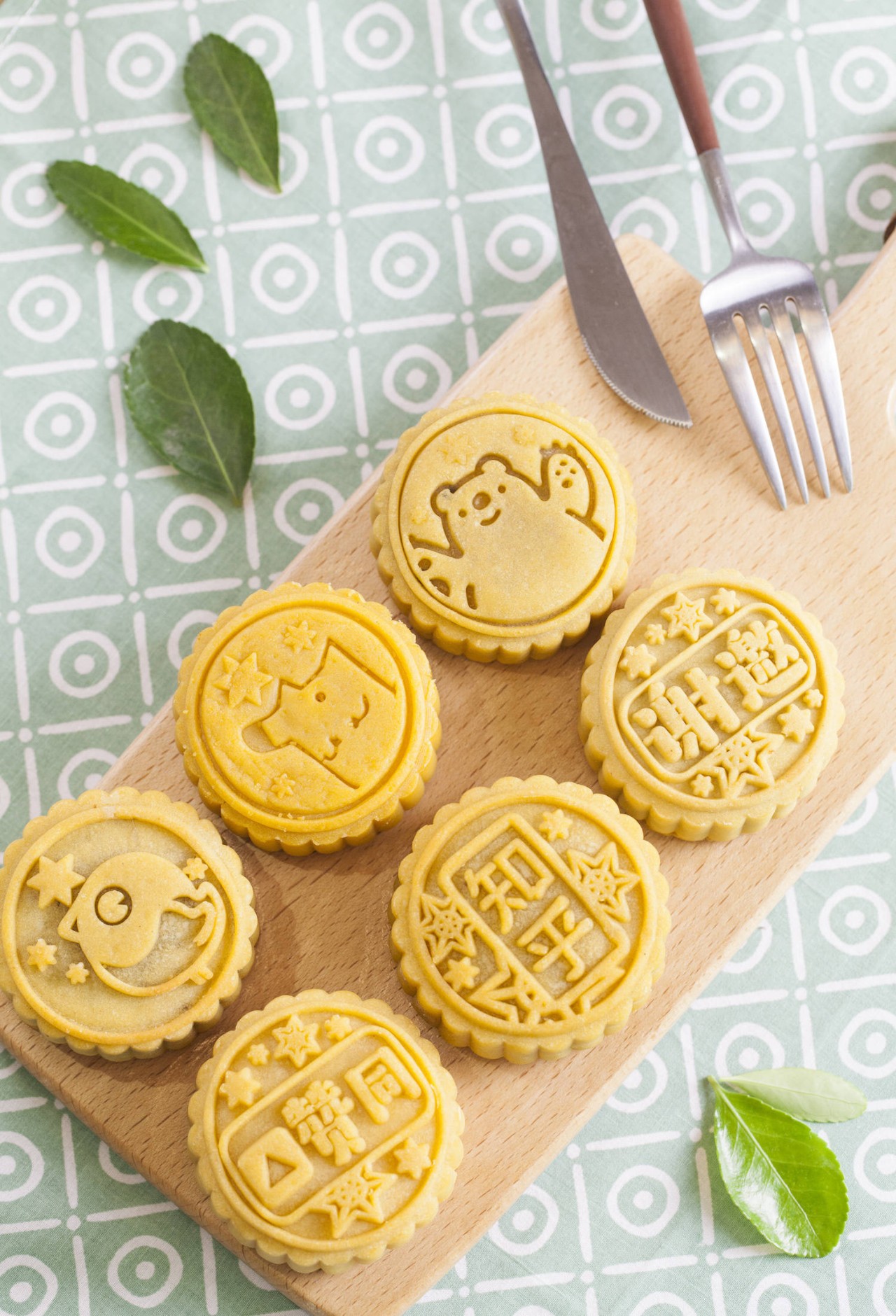 中秋月餅包裝設(shè)計(jì)，創(chuàng)意滿滿的包裝設(shè)計(jì)