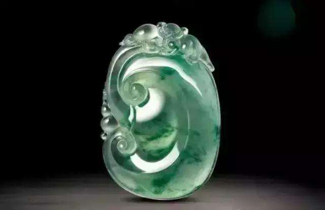 冰種飄花翡翠知識(shí)，教你如何選擇好的翡翠