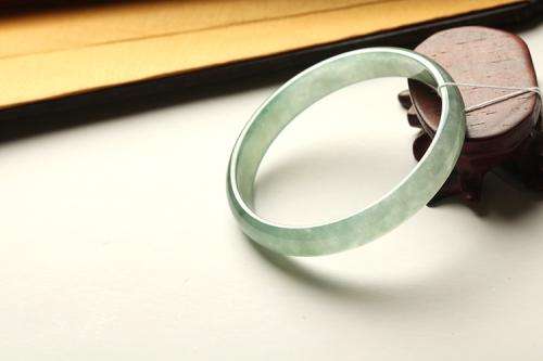 中國古代十大定情信物飾品，何以結(jié)恩情？