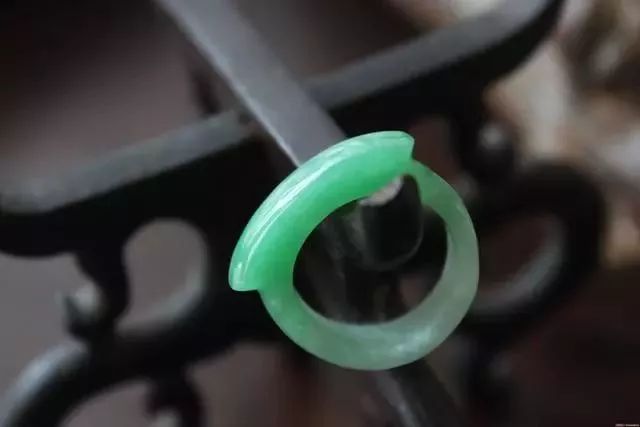 中國古代十大定情信物飾品，何以結(jié)恩情？