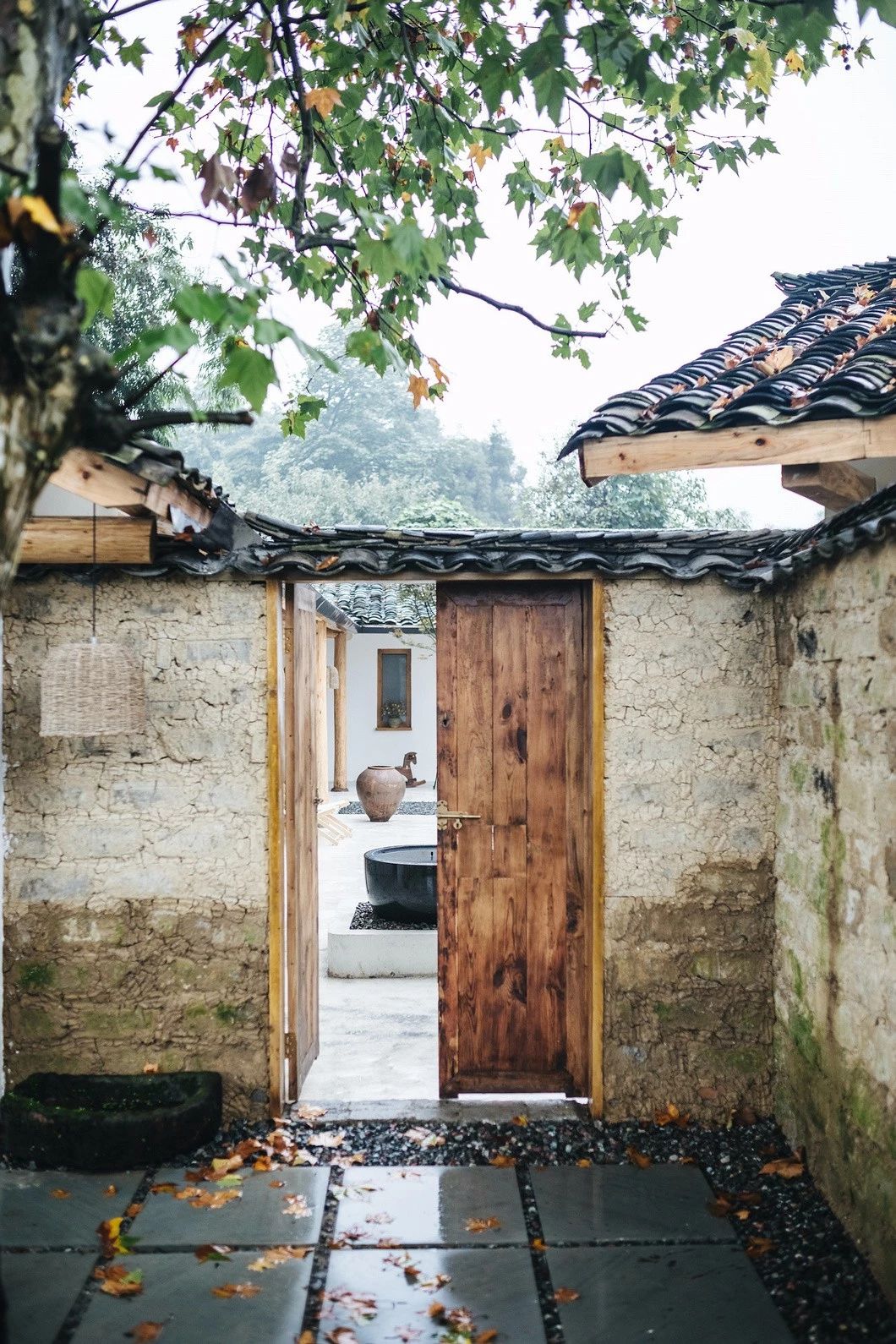 一所茶園里的民宿，過著鄉(xiāng)下悠閑愜意的日子