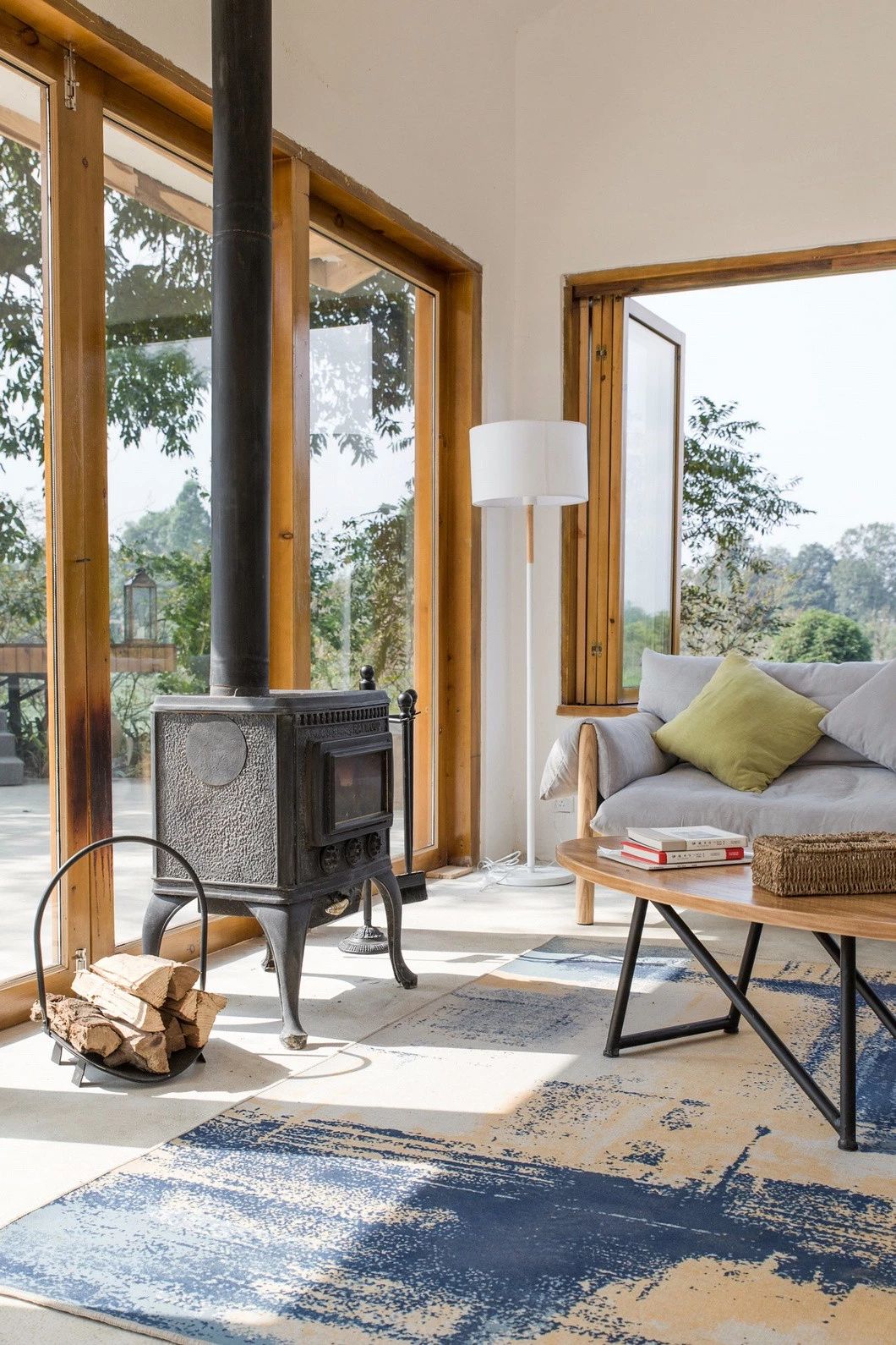 一所茶園里的民宿，過著鄉(xiāng)下悠閑愜意的日子