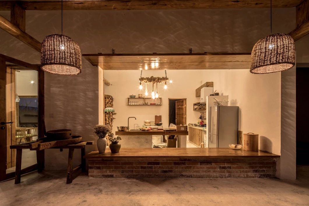 一所茶園里的民宿，過著鄉(xiāng)下悠閑愜意的日子