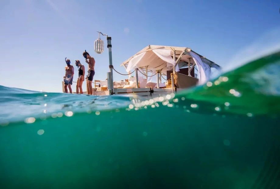 奇屋一夜民宿設(shè)計集合，把民宿開在了長城上